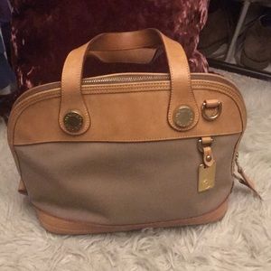 Dooney and Bourky handbag